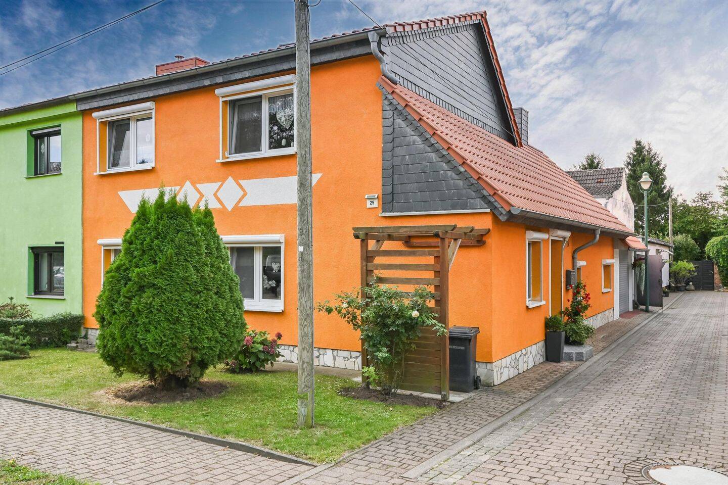 Gepflegtes Zuhause mit Terrasse und Garage, 39387 Oschersleben (Bode)