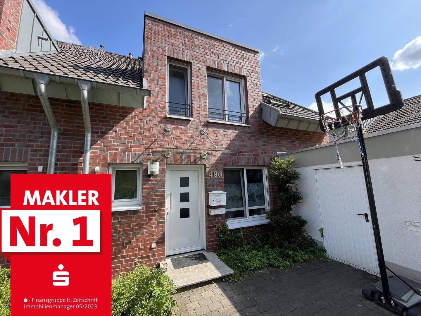 Reiheneckhaus in fantastischer Lage, 40593 Düsseldorf (Benrath Garath Urdenbach)