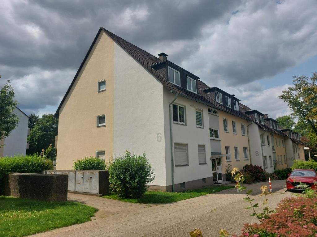 ** 3,5 Zimmer Dachgeschoss-Wohnung in ruhiger Wohnlage **, 45279 Essen (Freisenbruch Horst)
