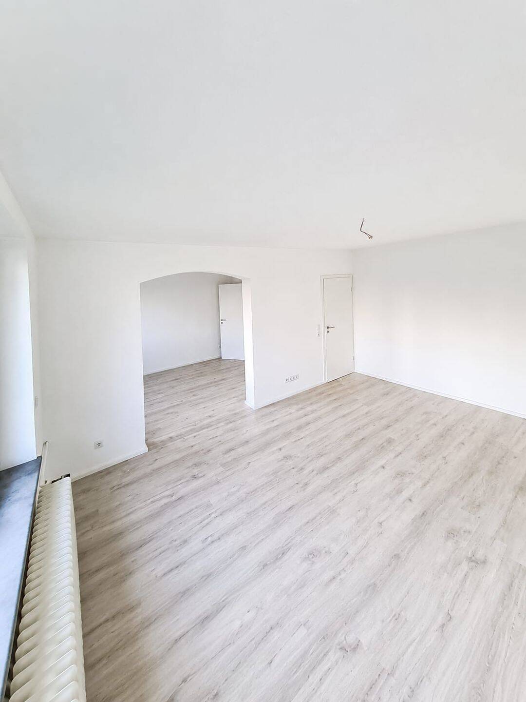 3-Zimmer-Wohnung mit Balkon und Einbauküche in Kassel-Harleshausen, 34128 Kassel (Harleshausen Jungfernkopf Kirchditmold)