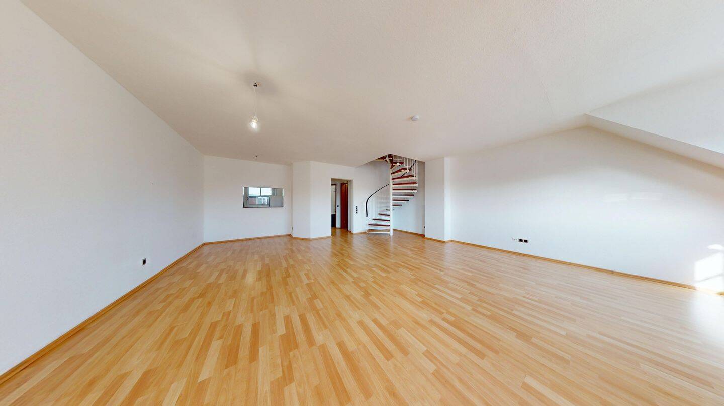 Maisonette-Wohnung mit Einzelgarage im Zentrum von Langenau – Eine Chance, die sich nicht oft bietet, 89129 Langenau