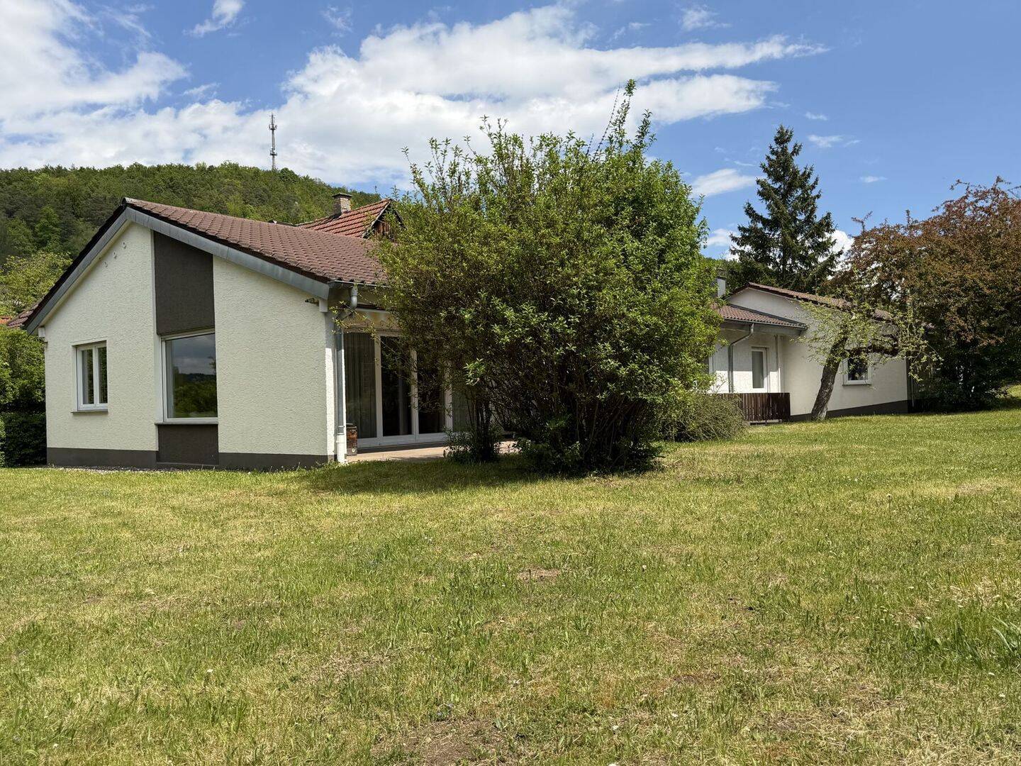 +++ stadtnahe Villa im Bungalowstil +++, 72202 Nagold