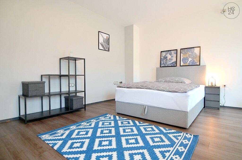 Modernes Zimmer mit WLAN und Gartennutzung in Nürnberg/Werderau, 90449 Nürnberg (Gebersdorf Neuröthenbach Röthenbach bei Schweinau)