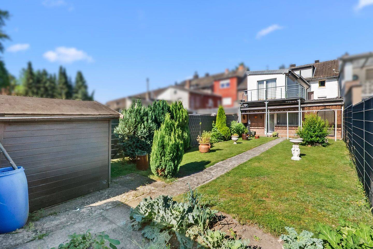 Überraschend viel Platz: Familienhaus mit Garten und flexibler Aufteilung, 52477 Alsdorf