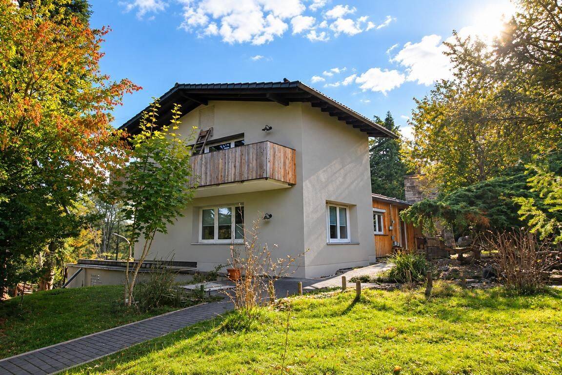 Seenahes, saniertes Einfamilienhaus in ruhiger, naturnaher Lage von Möhnesee-Völlinghausen, 59519 Möhnesee