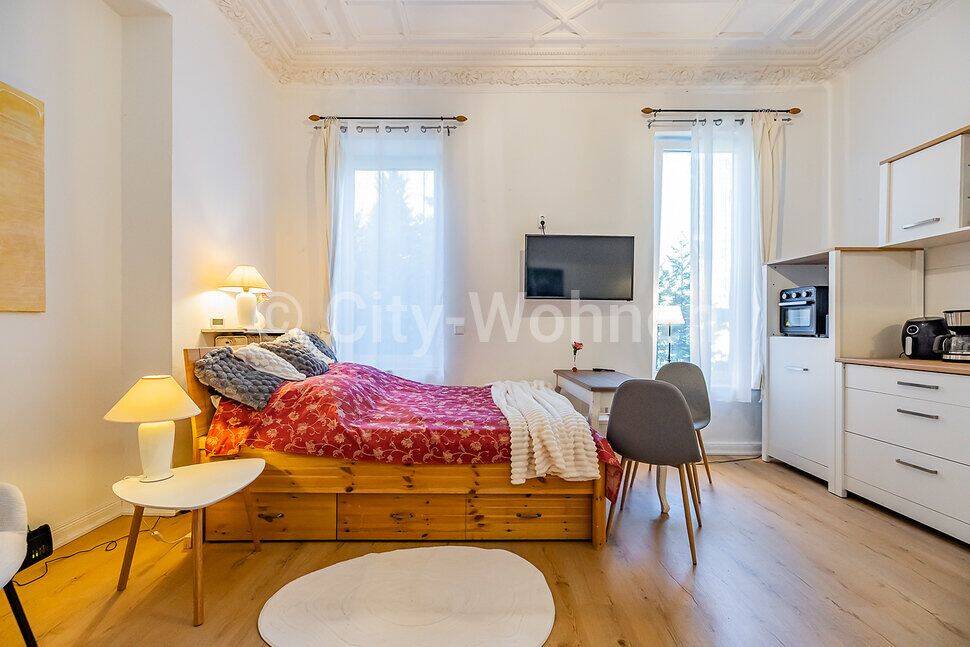 Möblierte 1-Zimmer-Wohnung mit Parkplatz in Hamburg-Bergedorf, 21031 Hamburg (Bergedorf Lohbrügge)