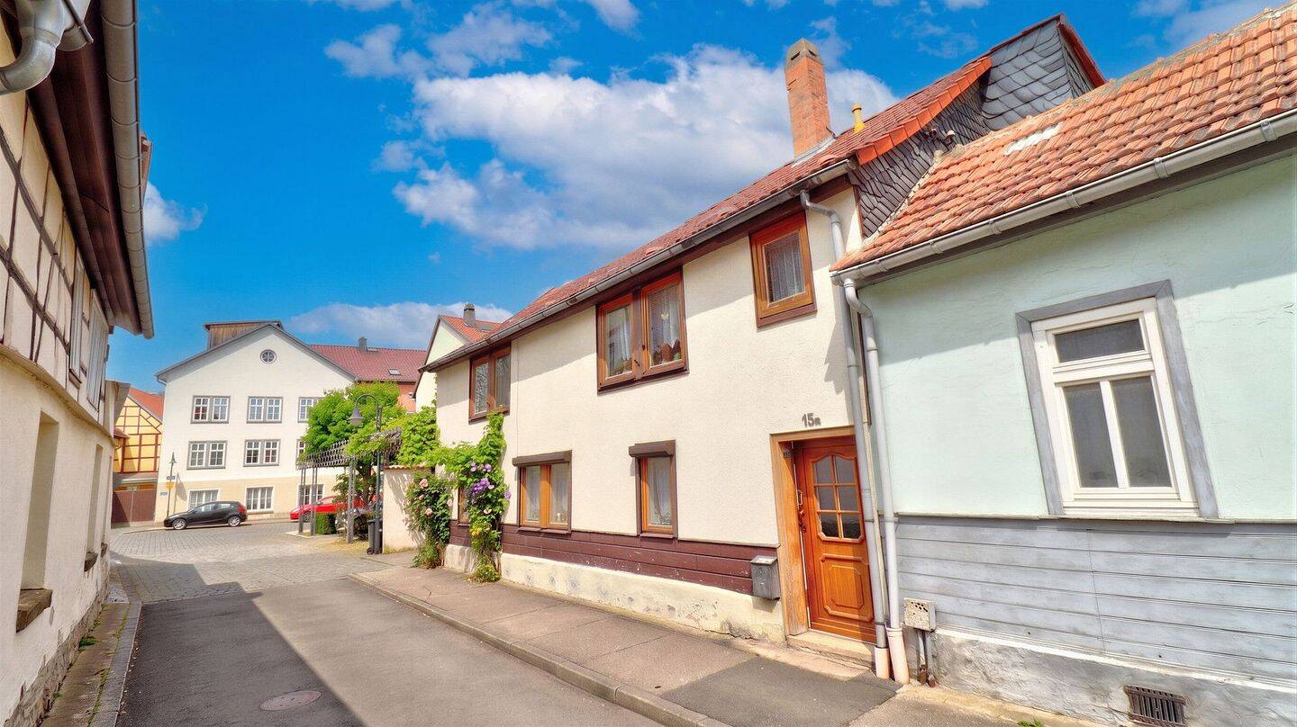 Sanierungsbedürftiges Wohnhaus mit viel Potenzial in Bad Langensalza, 99947 Bad Langensalza