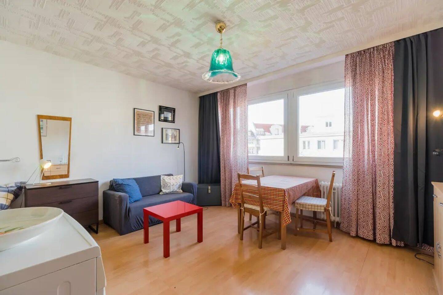 Schöne helle Studio im Reuterkiez, 12047 Berlin (Neukölln Kolonie Freie Stunde)