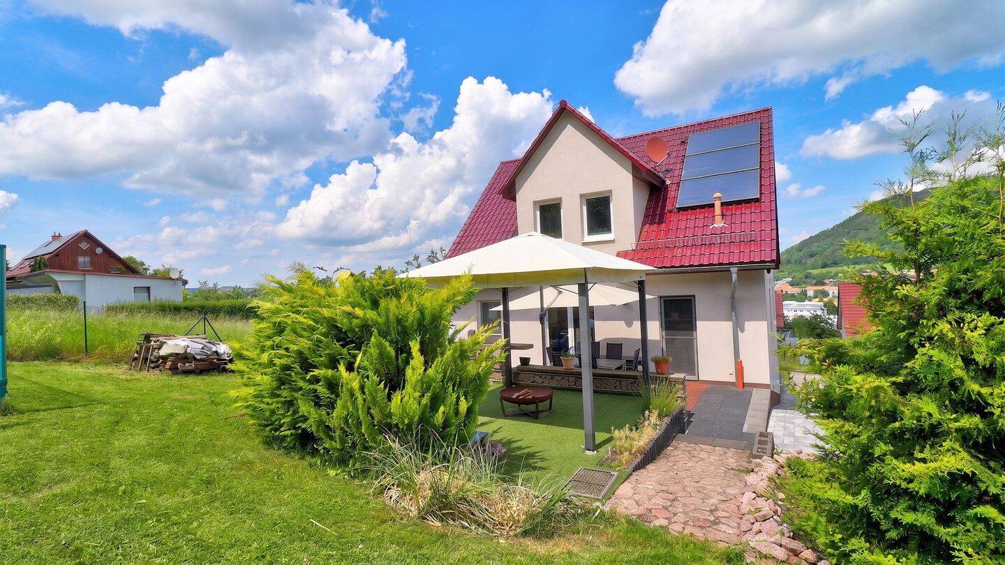 Modernes Einfamilienhaus mit idyllischem Garten und Garage in Heilbad Heiligenstadt, 37308 Heilbad Heiligenstadt