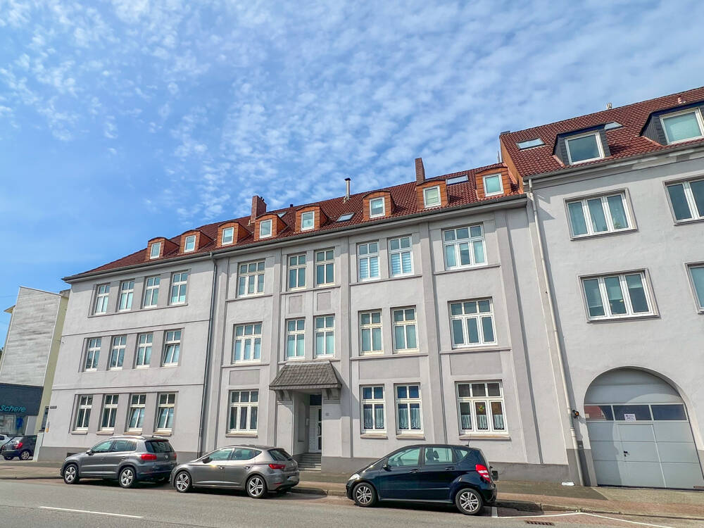 Direkt am beleibten Villenviertel ! Modernisierungsbedürftige Eigentumswohnung in WHV!, 26384 Wilhelmshaven (Heppens Heppenser Groden Innenhafen Innenstadt Neuende)
