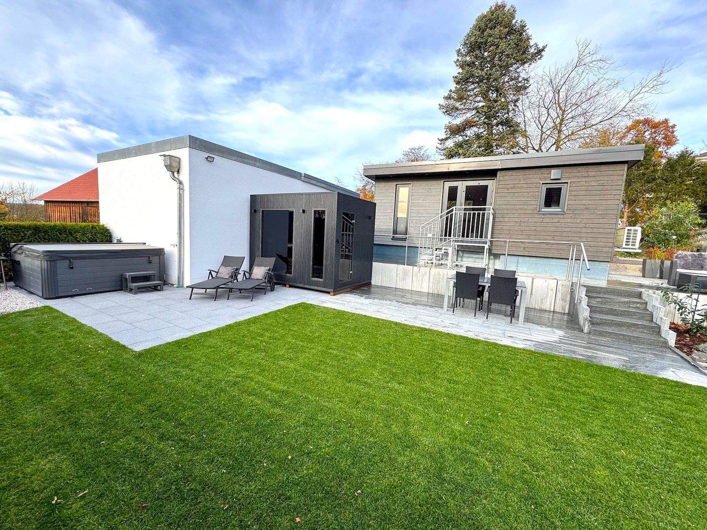 Tiny-House mit Spa (Sauna & Whirlpool), 93059 Regensburg