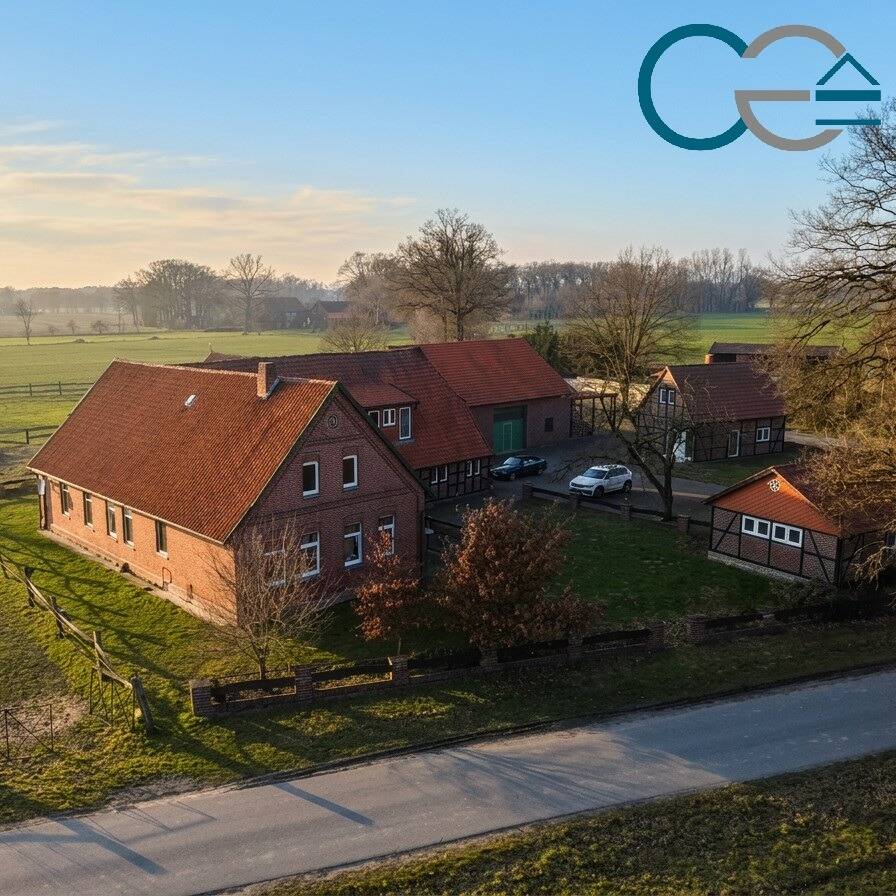 Einzigartiges Anwesen! Sanierter Resthof/großes Grundstück/Weiden/Werkstatt – Pferdehaltung möglich!, 31604 Raddestorf