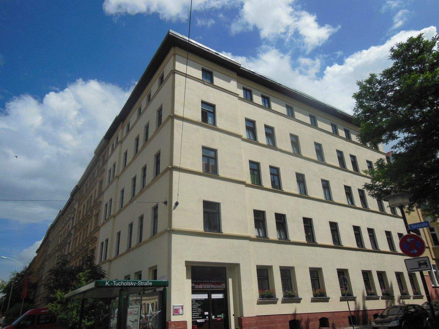 Fünf möblierte Zimmer mit 2 separaten Eingängen suchen Ankermieter!, 6110 Halle (Saale) (Damaschkestraße Gesundbrunnen Innenstadt Lutherplatz Saaleaue)
