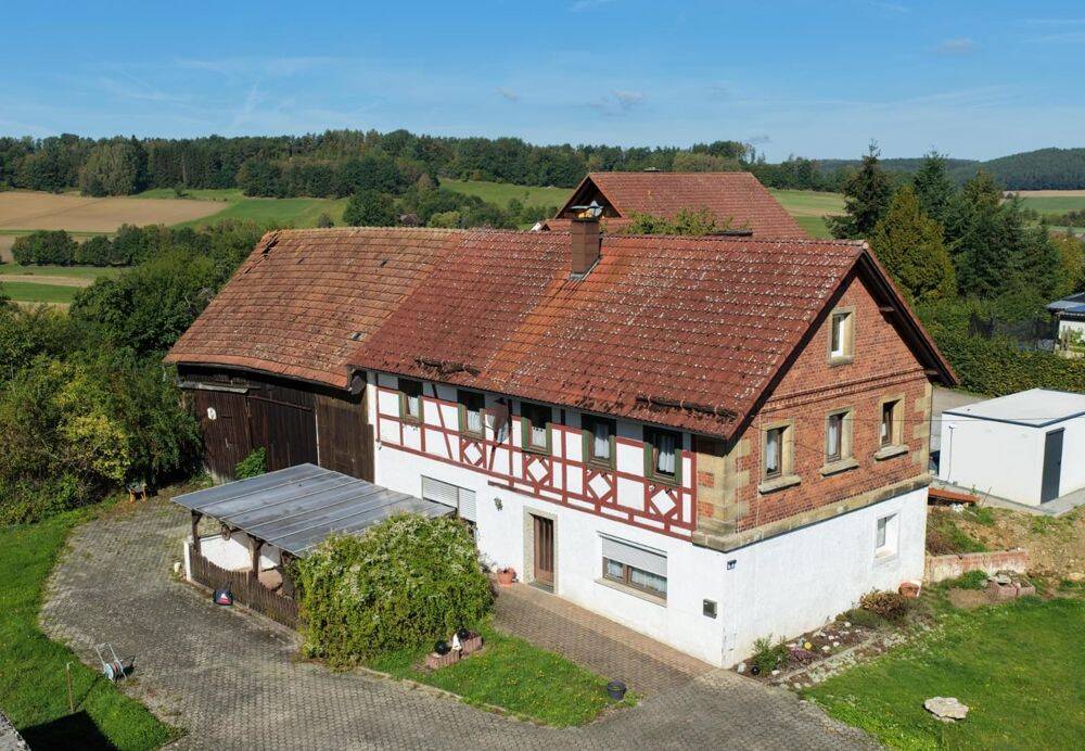 Ländliches Anwesen mit großzügigem Grundstück – viel Potenzial in ruhiger Randlage!, 95490 Mistelgau