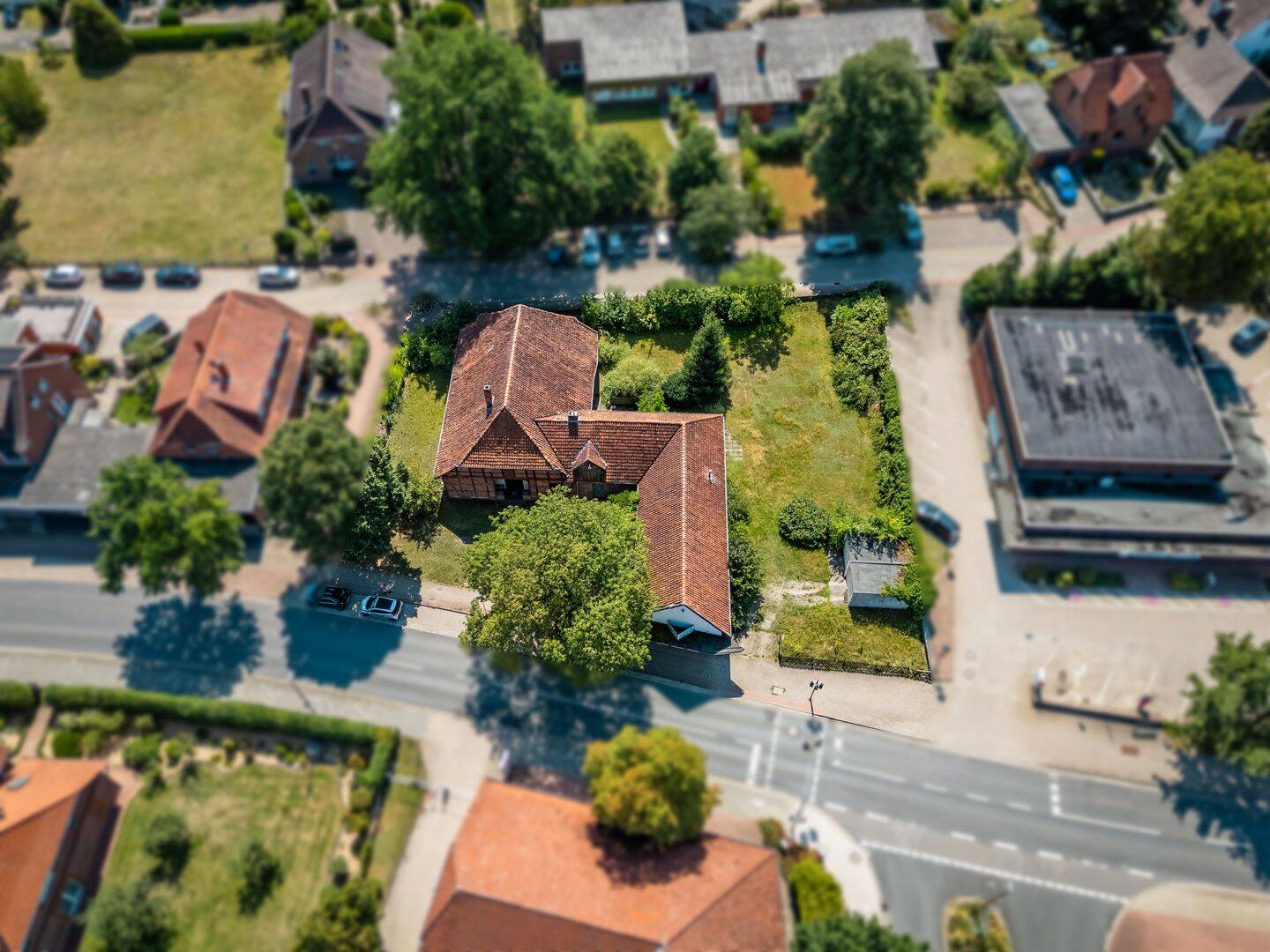 Provisionsfrei: 1770qm Baugrundstück für Mehrfamilienhaus in zentraler Lage in Mellendorf, Wedemark, 30900 Wedemark