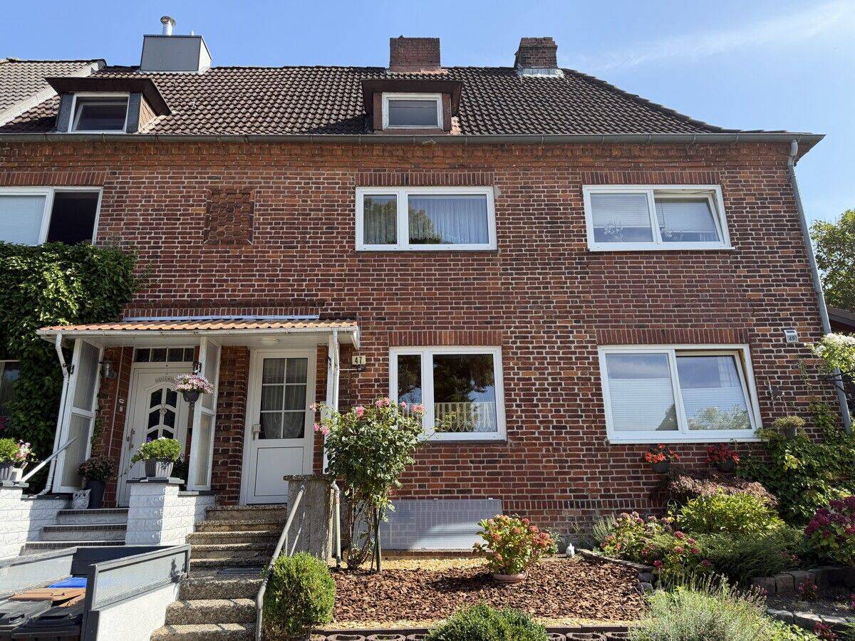 Reihenmittelhaus mit Gestaltungspotenzial, 24148 Kiel (Ellerbek Wellingdorf)