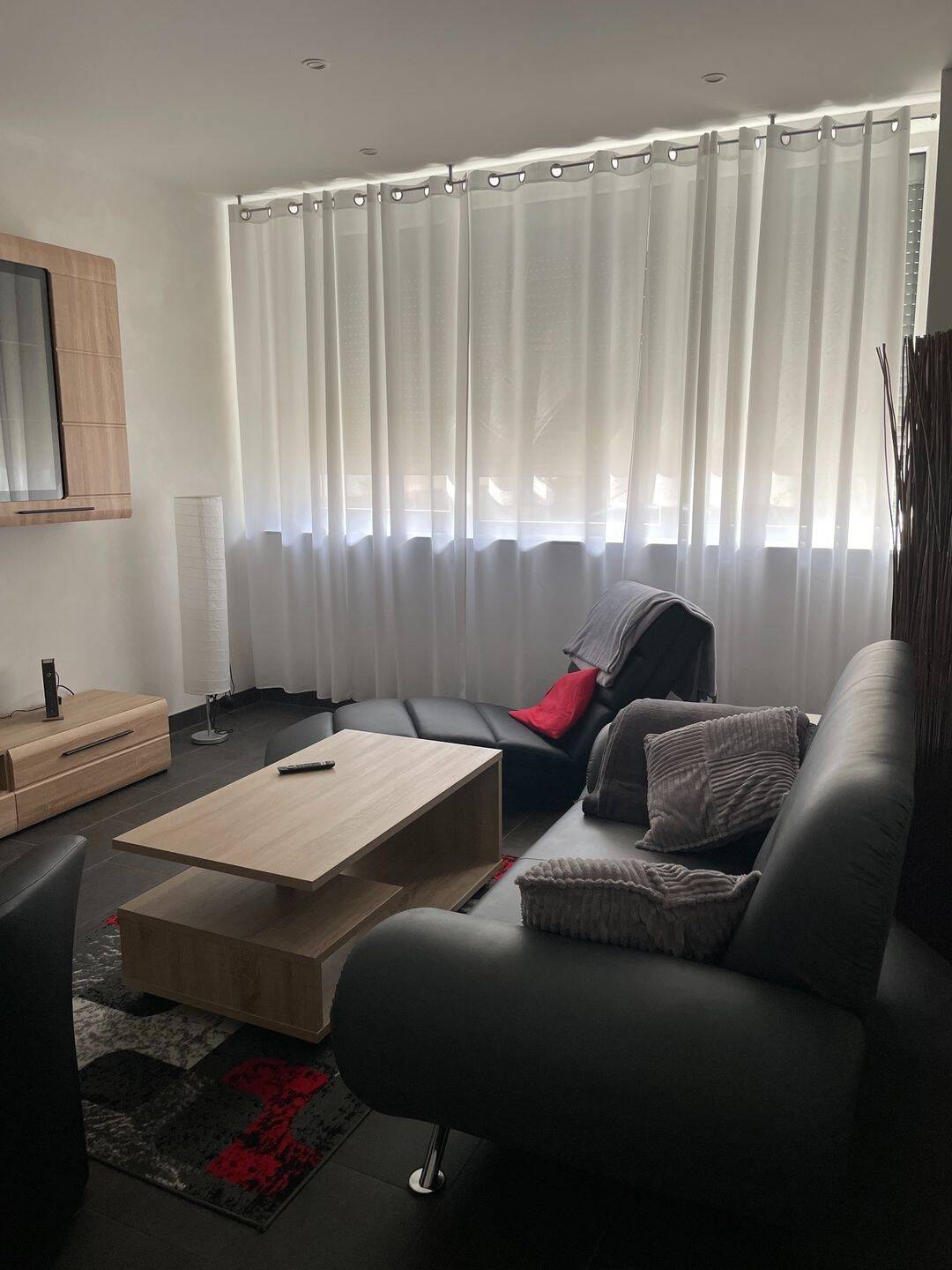 LIFESTYLE IN S-MÜHLHAUSEN – Moderne 2 – Zimmer Wohnung – 2456, 70378 Stuttgart