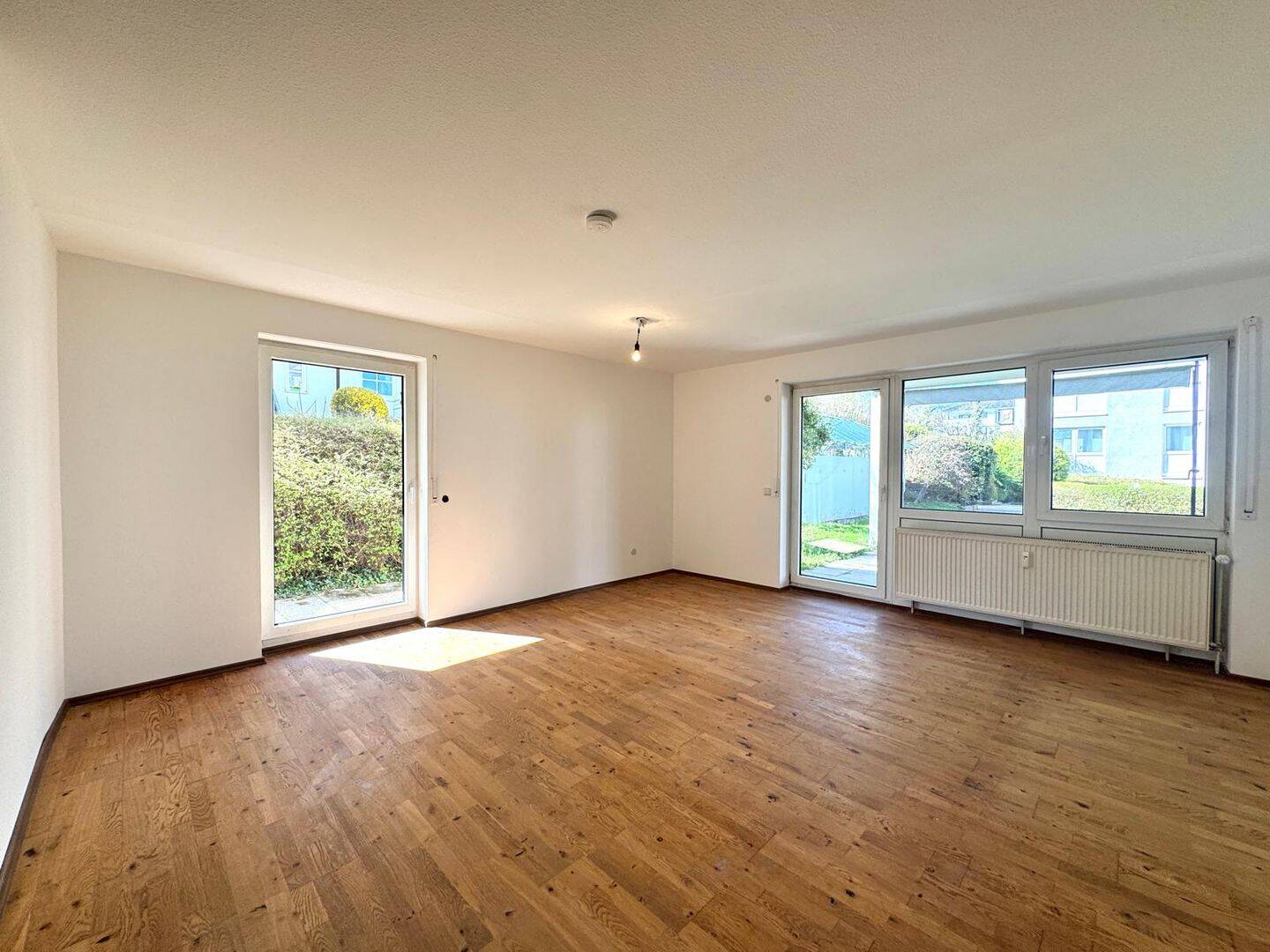 Attraktive 3-Zimmer-Erdgeschosswohnung mit zwei Terrassen in gefragter Lage am Buckenberg ab 01.10.., 75175 Pforzheim