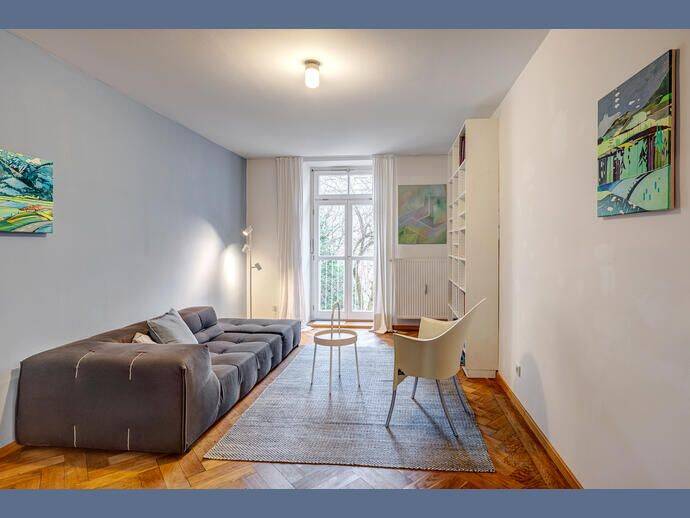 Möbliert: Möblierte 2-Zimmer Altbauwohnung in Haidhausen, 81669 München (Au-Haidhausen Ramersdorf-Perlach)