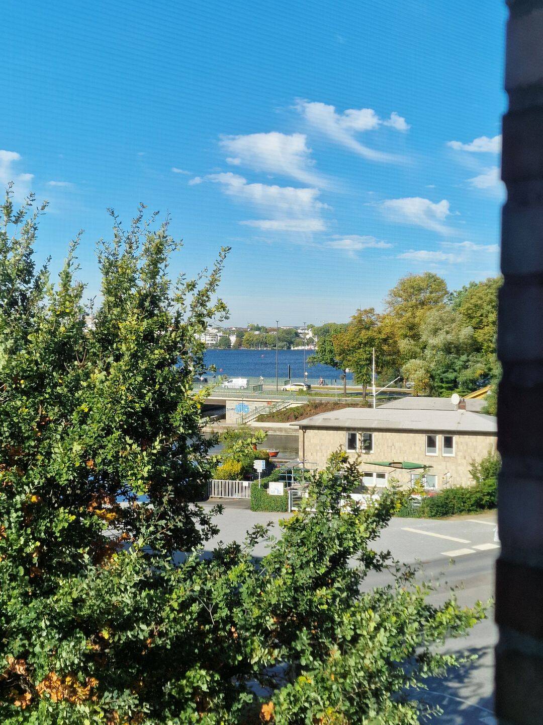 Charmante 1-Zimmer-Wohnung mit seitlichem Alsterblick – 41 m², 22087 Hamburg (Mitte Hamm Hohenfelde Uhlenhorst)