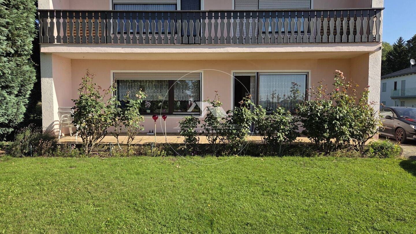 Charismatische Gartenwohnung im 2-Parteien-Haus mit Stellplatz, 93092 Barbing