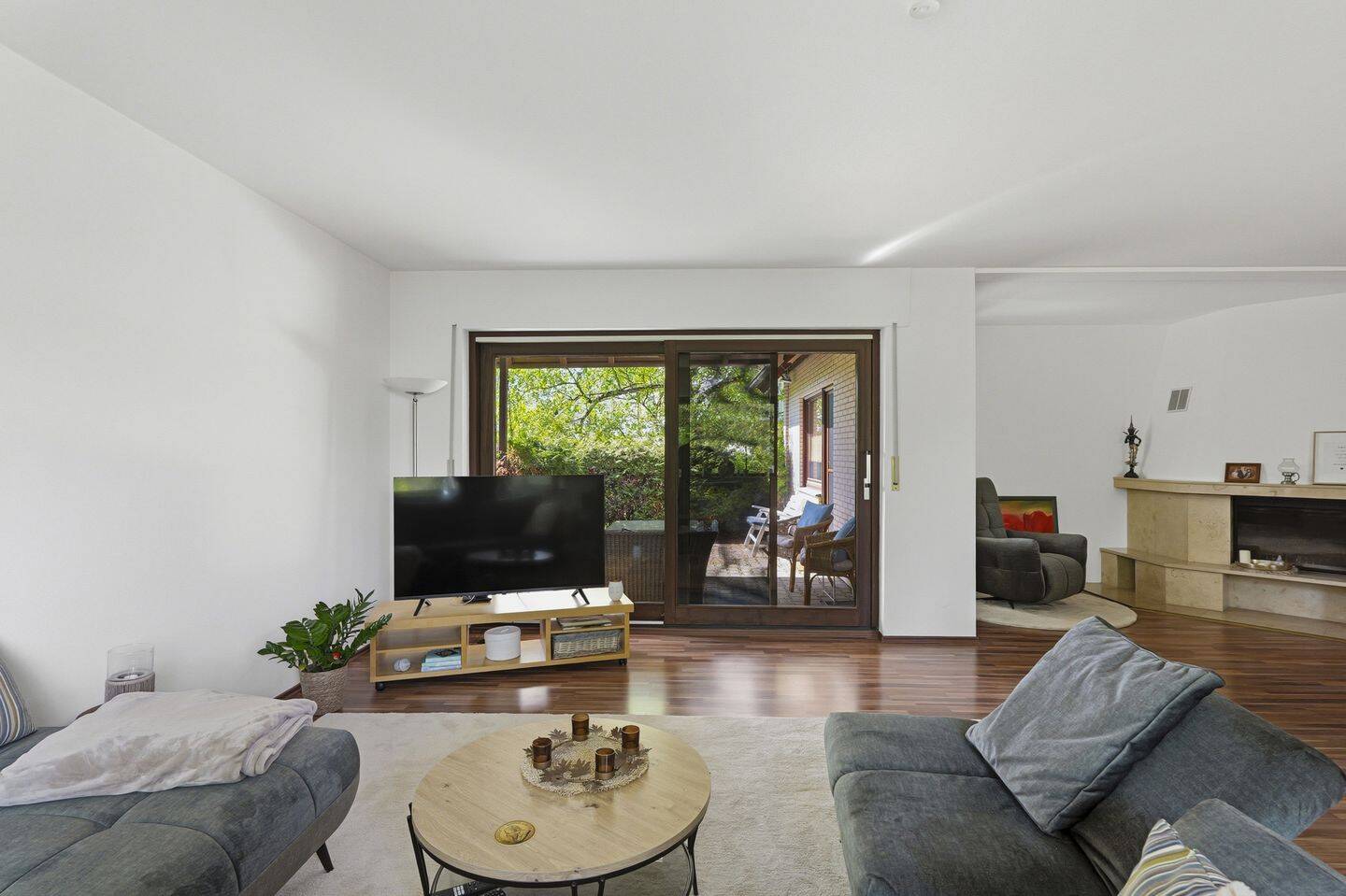 **Möblierte 3-Zimmer-Wohnung mit Terrasse in ruhiger Lage**, 12357 Berlin (Neukölln Buckow Rudow)