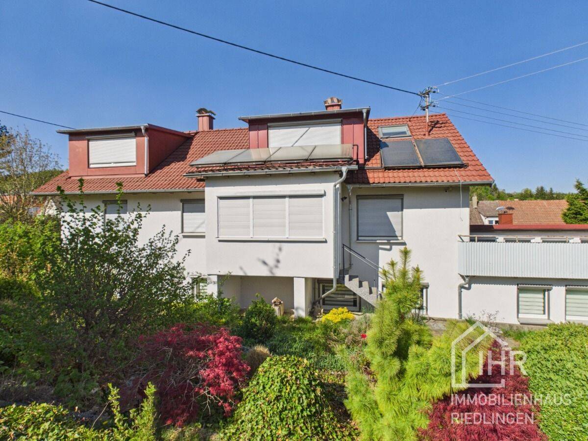 Wohnen, Arbeiten, Leben – Haus mit großem Garten & Doppelgarage, 88499 Riedlingen