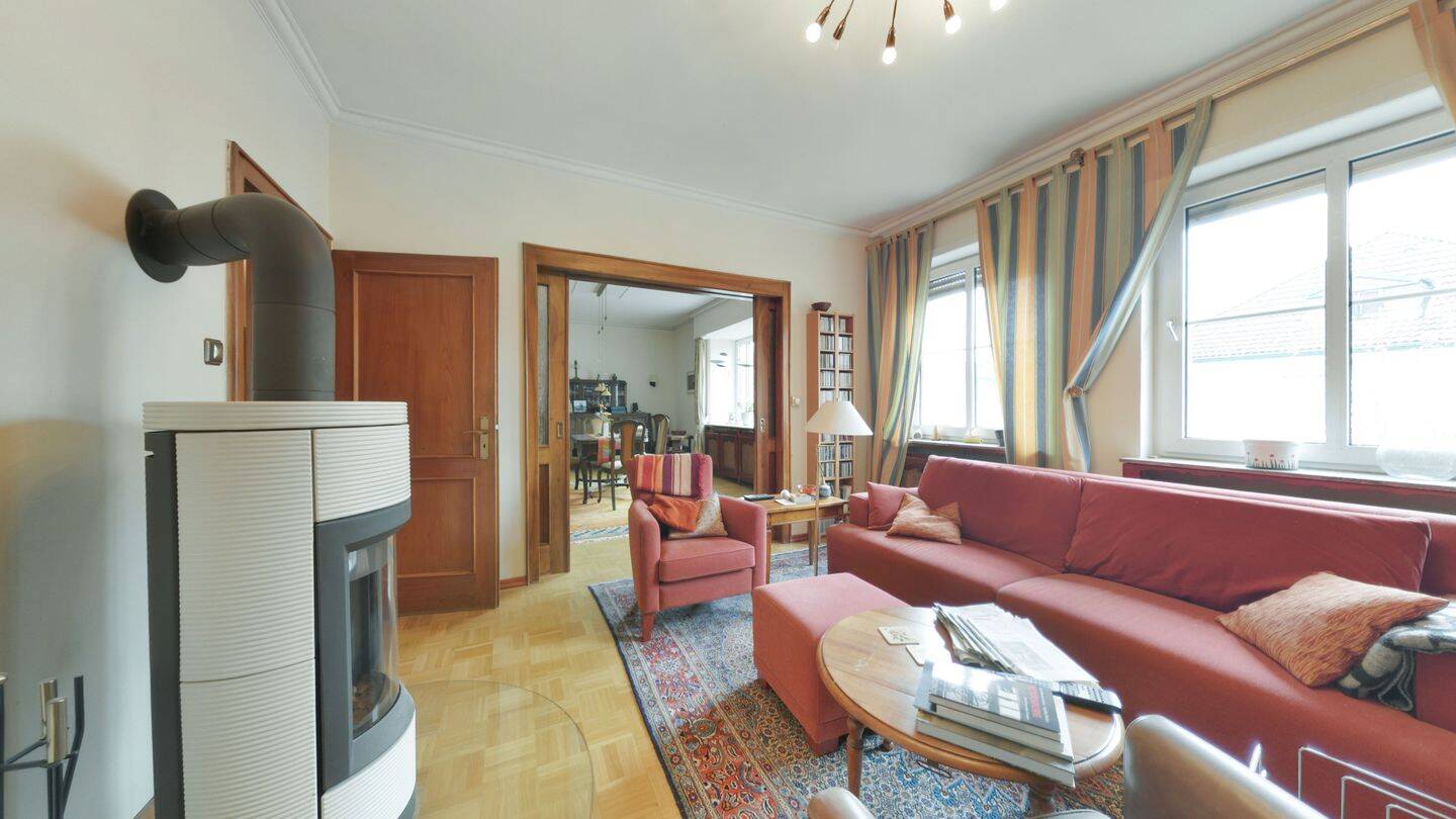 Repräsentative 4 – Zimmerwohnung in stilvoller Stadtvilla, 63452 Hanau (Hanau)