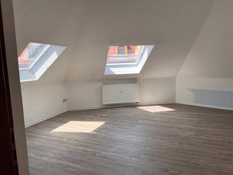 Leipzig Leutzsch- 3 Zimmer Dachgeschoss Wohnung, 4179 Leipzig (Altlindenau Leutzsch Neulindenau Schönau)