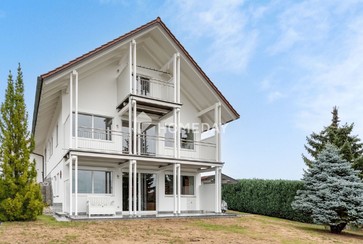 Wohnen mit Weitblick: Einfamilienhaus mit zusätzl. 2 WHG im perfekten Pflege- u. Erhaltungszustand!, 94501 Aidenbach