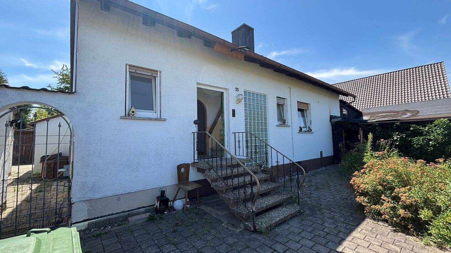 Ein-/Zweifamilienhaus in Weismain, 96260 Weismain