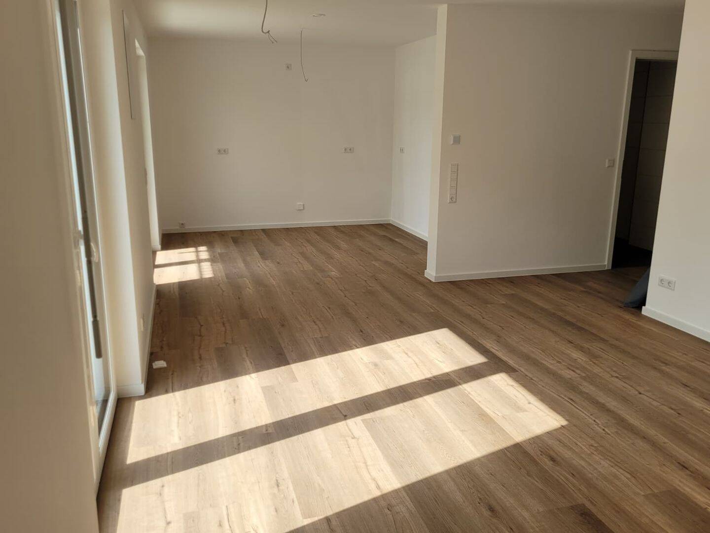 Erstbezug EG: Barrierefreie 2-Zimmer-Wohnung direkt am Bahnhof (45 Min. Nürnberg / 1,5 h Stuttgart), 91601 Dombühl
