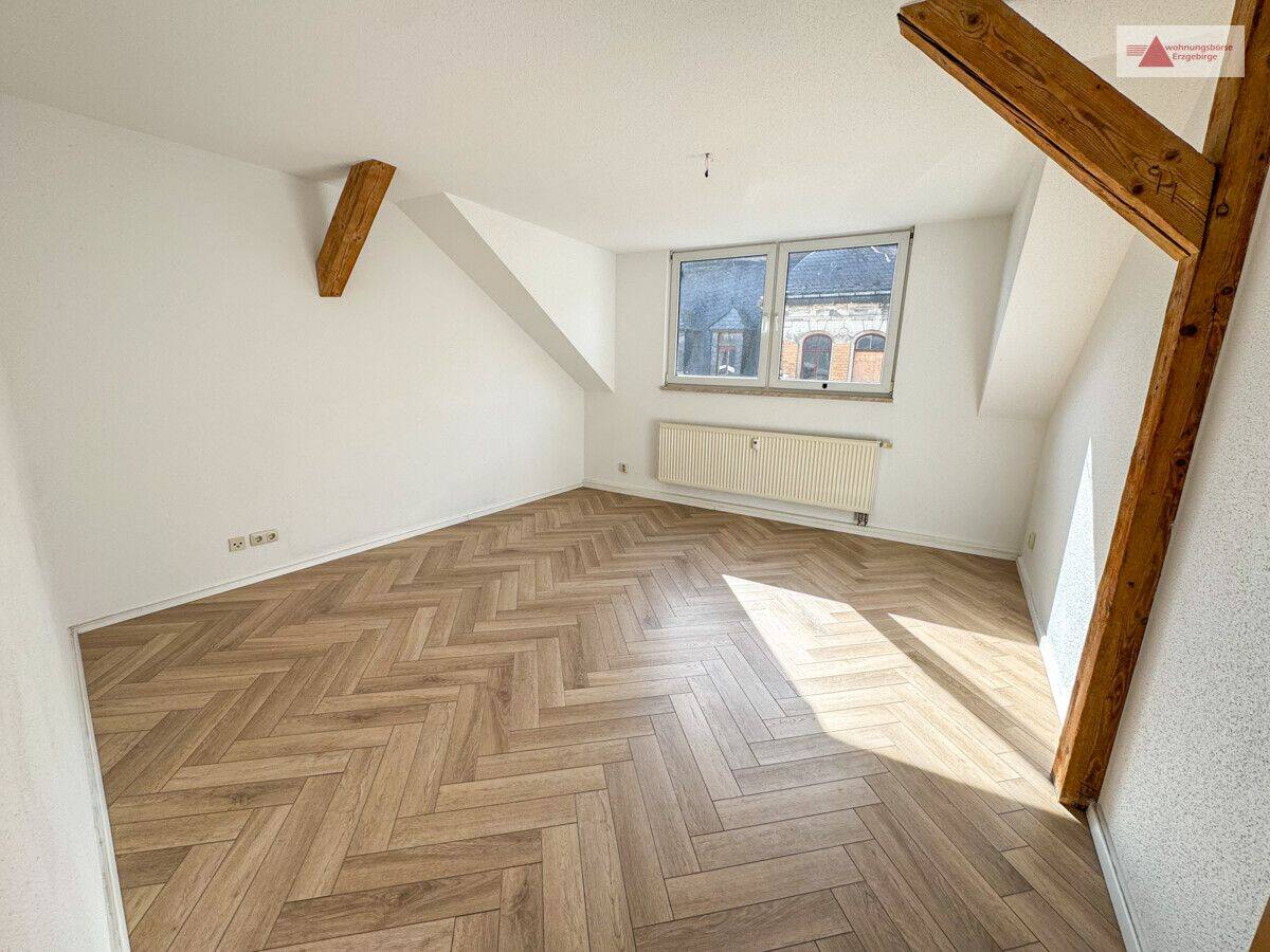 Tolle 3-Raum-Wohnung mit Einbauküche im Herzen von Aue, 8280 Aue-Bad Schlema