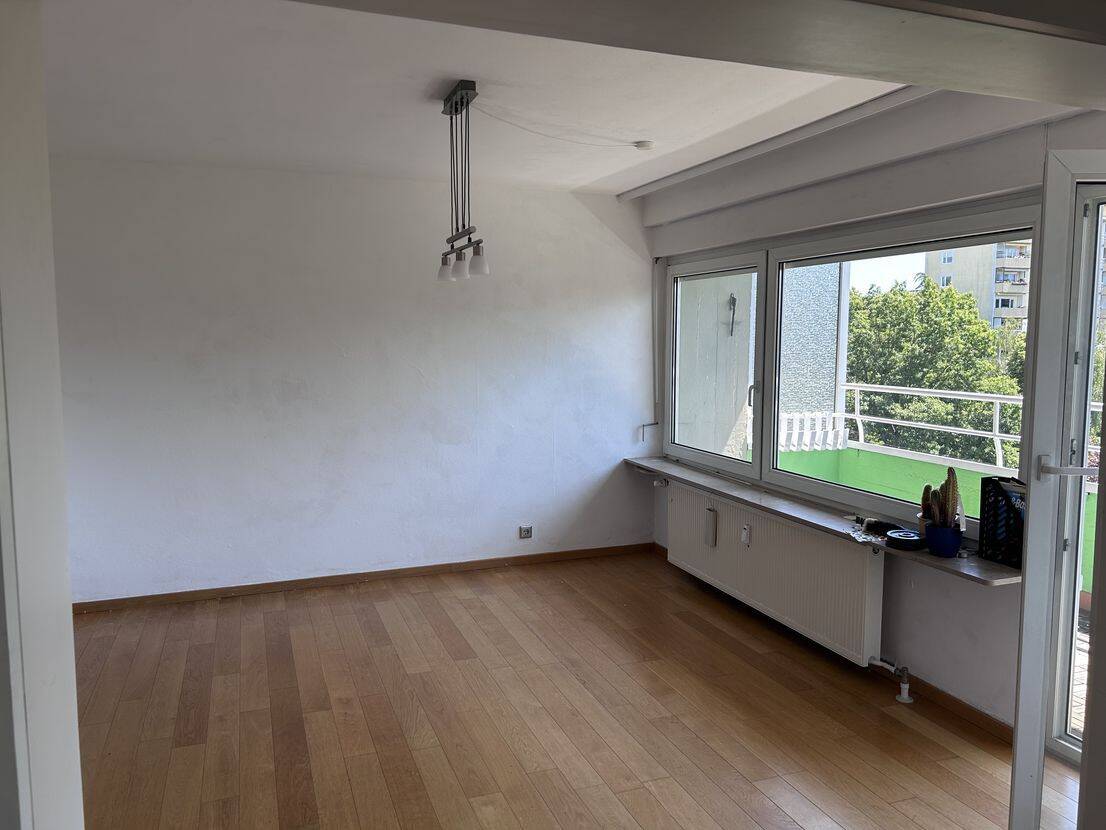 Wohnen mit Charakter: 3-Zimmer-Wohnung in Saarbrucken, 66111 Saarbrücken
