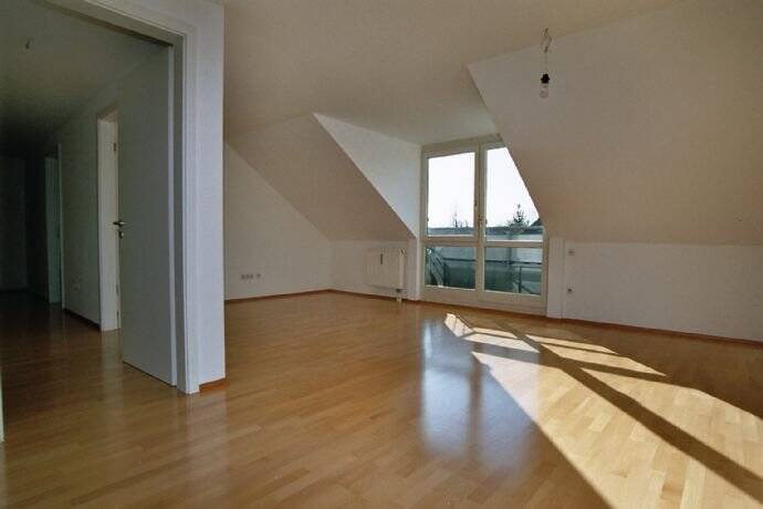 Ruhige, helle 3-Zimmerwohnung in Untermenzing, 80997 München (Allach-Untermenzing Moosach Pasing-Obermenzing)