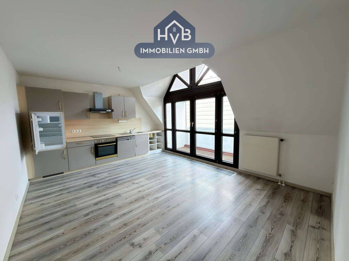 Mitten in Rotenburg – 2-Zimmer-Wohnung mit Loggia, Aufzug & Stellplatz, 27356 Rotenburg (Wümme)