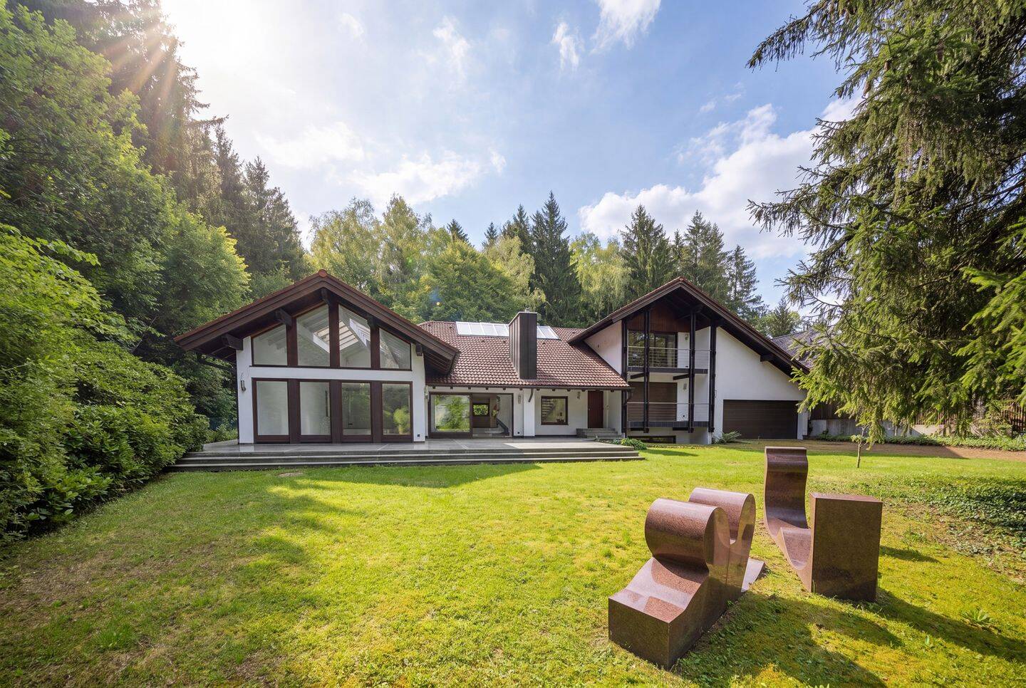 Repräsentative Villa mit Indoorpool & Kaminzimmer nahe Grünwald, 82064 Straßlach-Dingharting