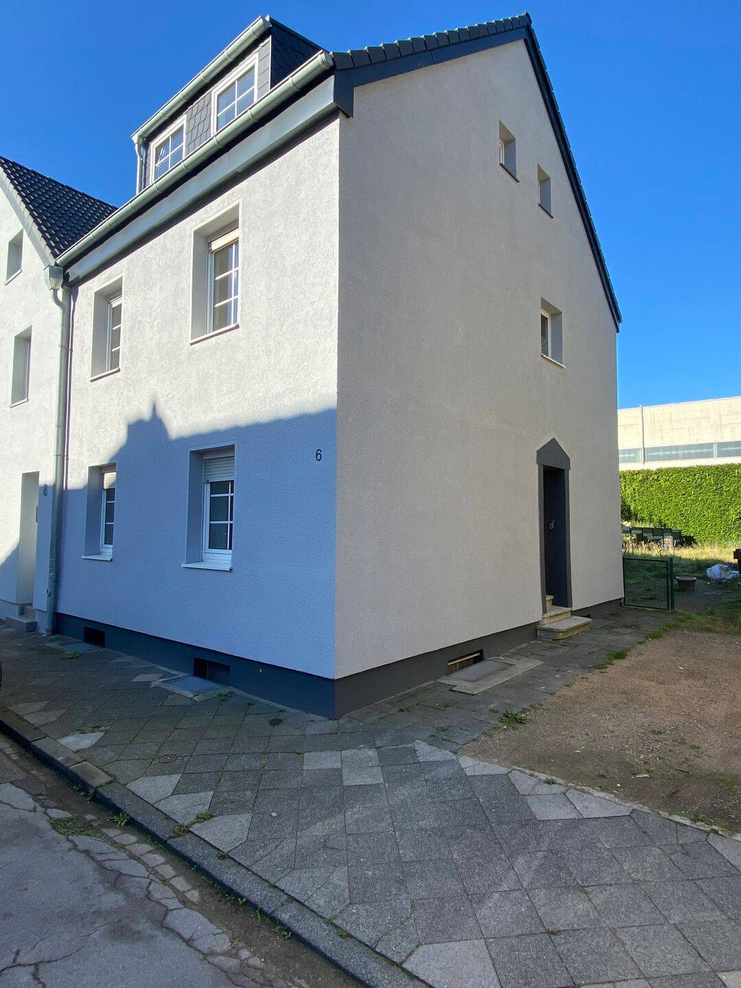 Frisch saniertes Reihenendhaus in Dülken, 41751 Viersen