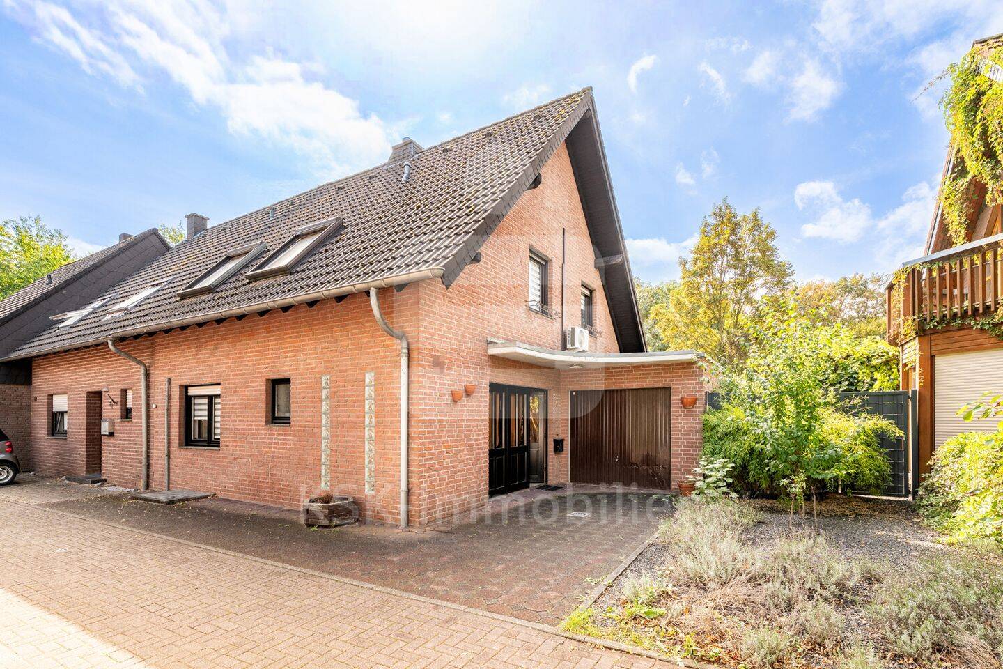 Ruhig gelegene Doppelhaushälfte in Bergheim Quadrath-Ichendorf!, 50127 Bergheim