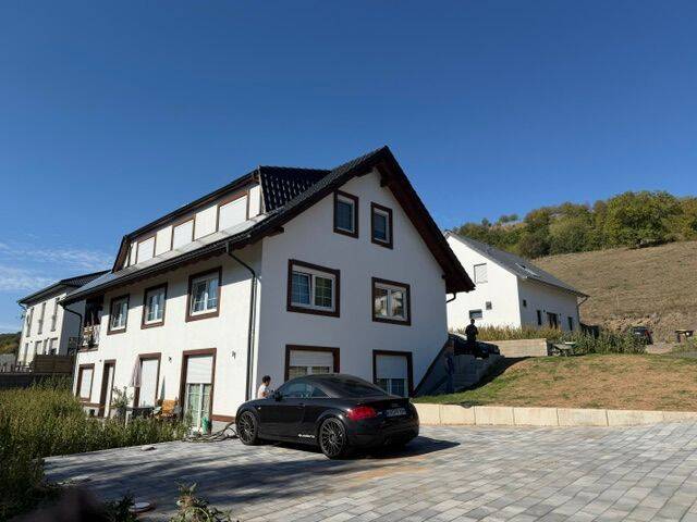 Schöne 4-Zimmer-Wohnung mit großem, überdachten Balkon, 55569 Auen