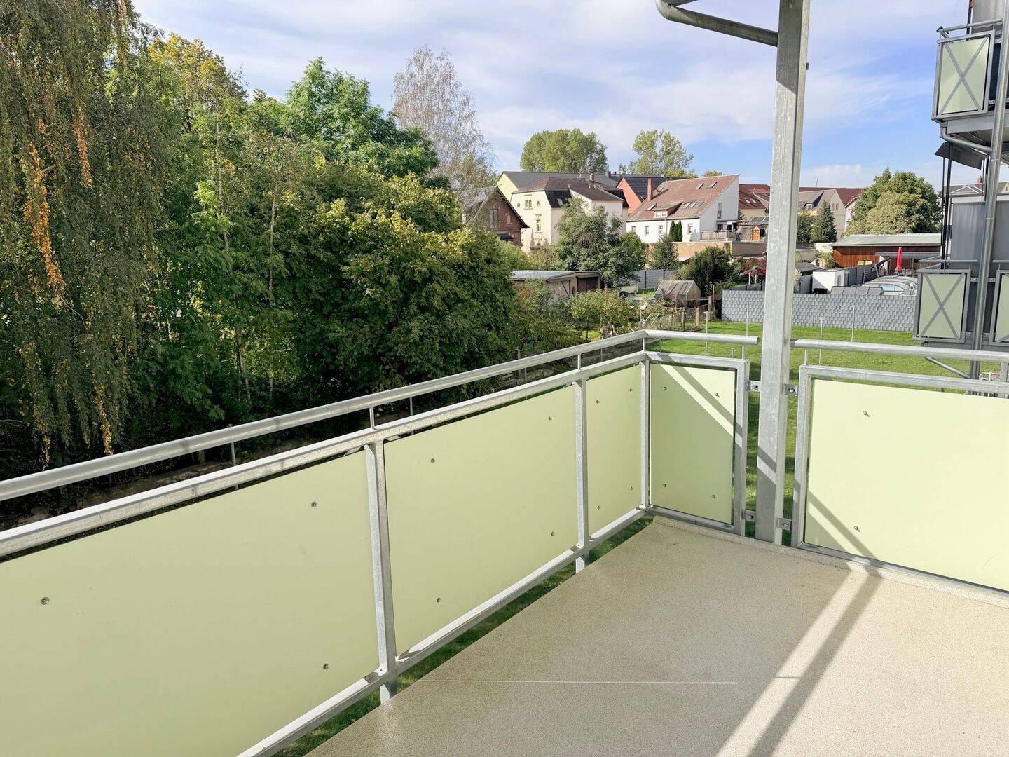 helle Wohnung mit Balkon in ruhiger Lage, 4720 Döbeln