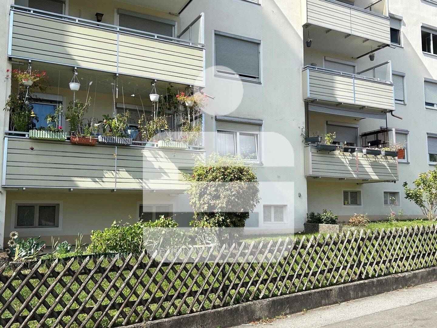 Wohnung mit viel Gestaltungspotential!…3 Zi.-ETW mit Garage in Herzogenaurach, 91074 Herzogenaurach