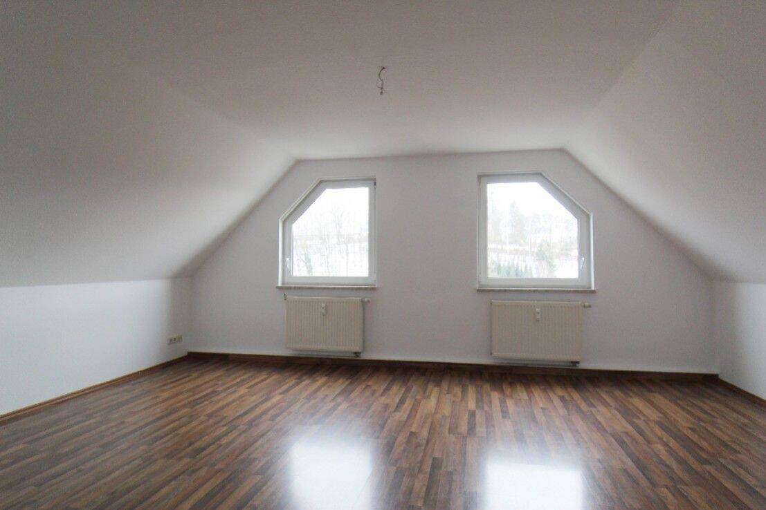 2 Zimmer im Dachgeschoß, 9322 Penig