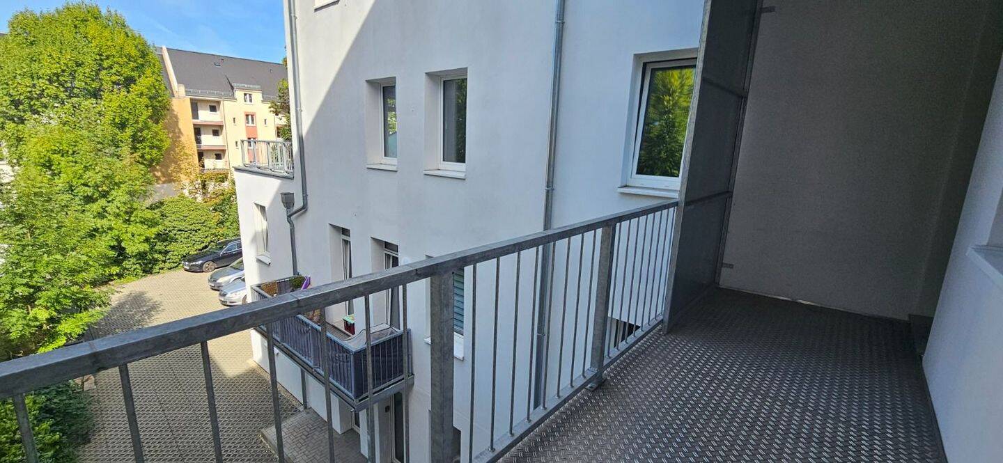 Moderne 4-Zimmer-Wohnung mit Balkon in Gera, 7545 Gera (Bieblach Innenstadt Ostviertel Pforten Untermhaus)