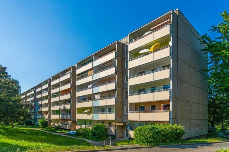3-Zimmer-Wohnung mit Balkon! Angemessen für 2 Personen, 1169 Dresden