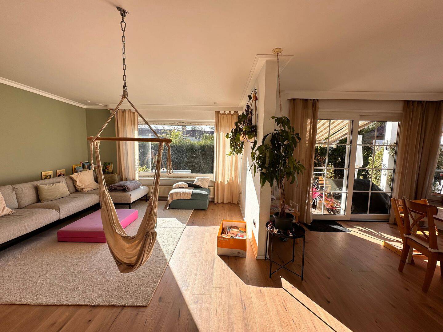 Sonniges Einfamilienhaus mit Garten, 2- 3 Stellplätze einer davon überdacht., 58730 Fröndenberg/Ruhr