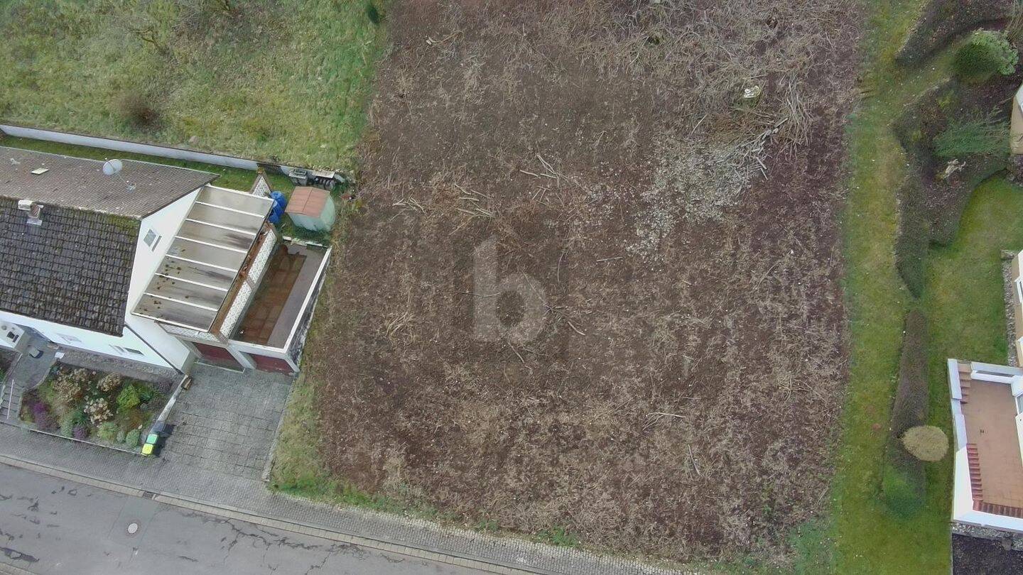 TOP LAGE, VIELE BAUMÖGLICHKEITEN, 765M², 66701 Beckingen
