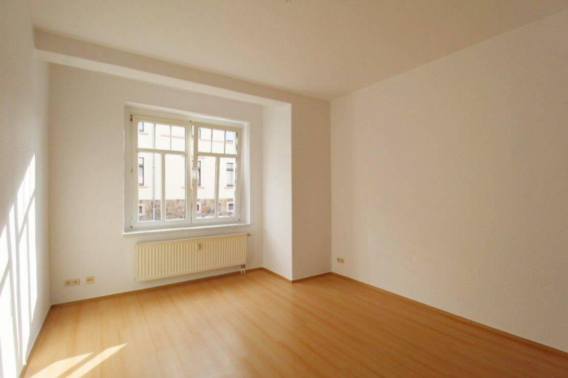Frisch renovierte 2 Zimmerwohnung im Hochparterre, 9322 Penig