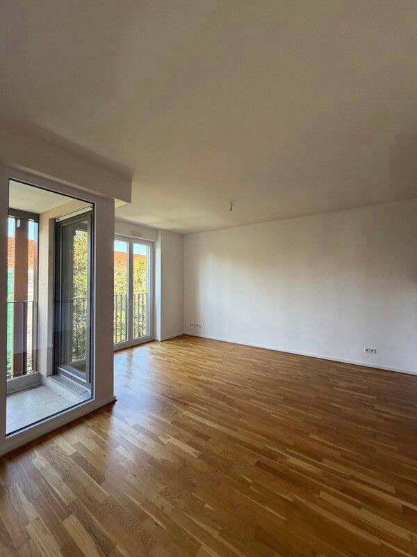 Gemütliche 2-Raum-Wohnung im Zentrum: Einbauküche und Balkon, 1067 Dresden (Friedrichstadt Innere Altstadt Wilsdruffer Vorstadt/Seevorstadt-West)