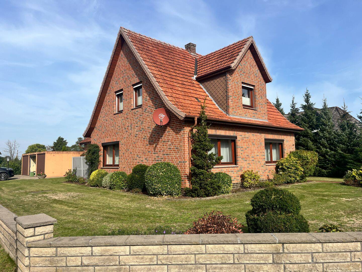 Viel Platz für Ihre Ideen: EFH mit großem Potenzial in ruhiger Randlage, 28844 Weyhe